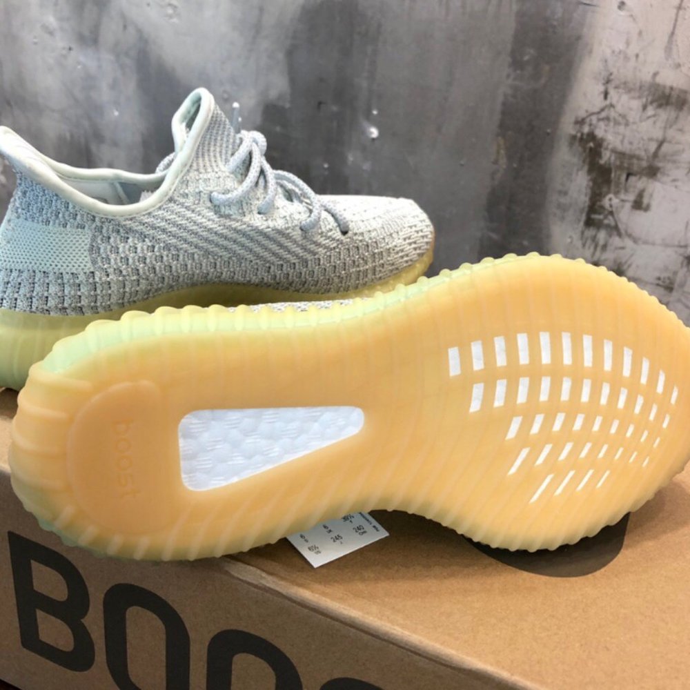 Yeezy Boost 350 V2 Static Men's Shoes EF2905 - Picture 2 of 4